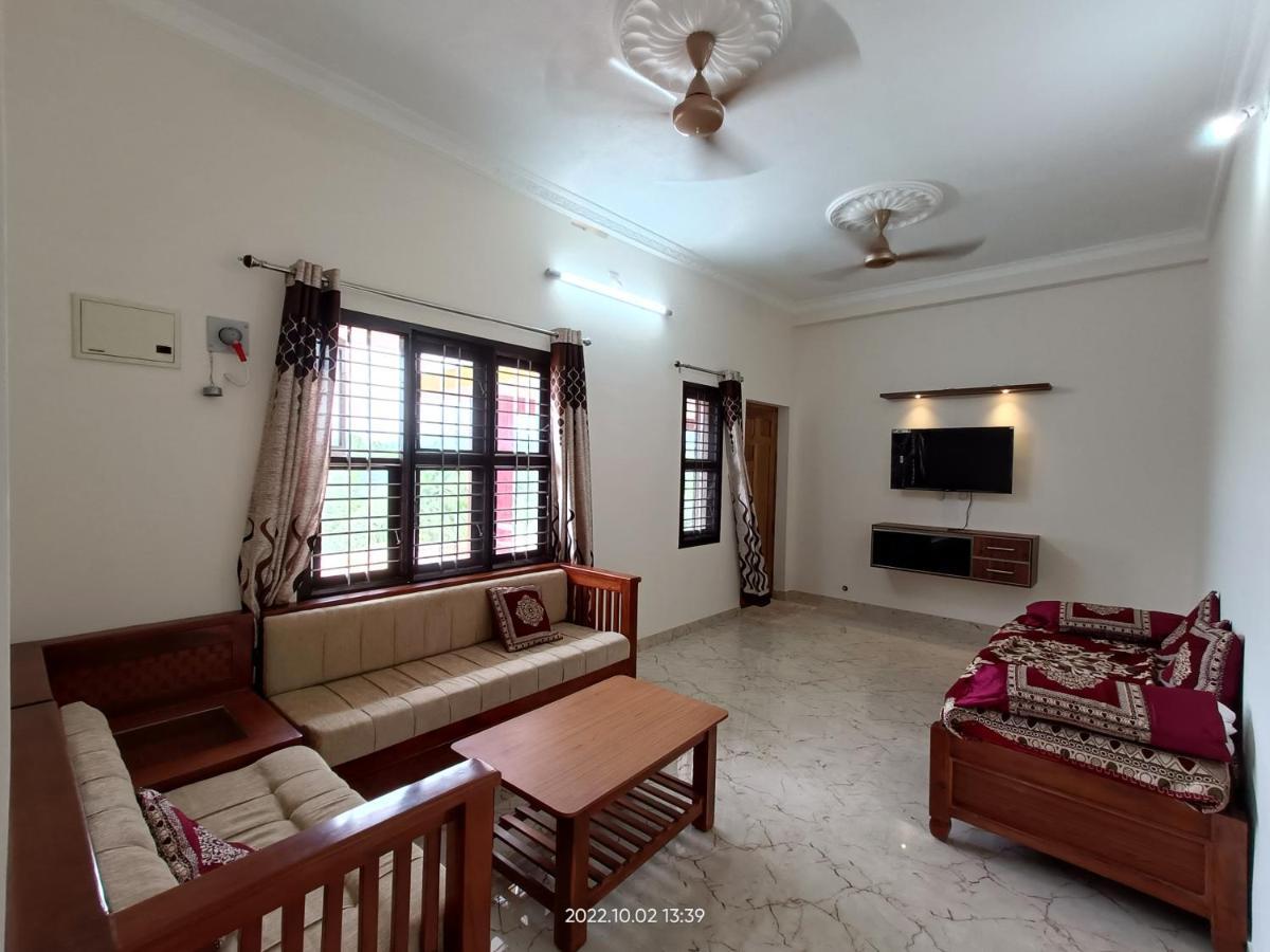 Nisarga Homestay, Dharmasthala Dharmastala Exterior foto