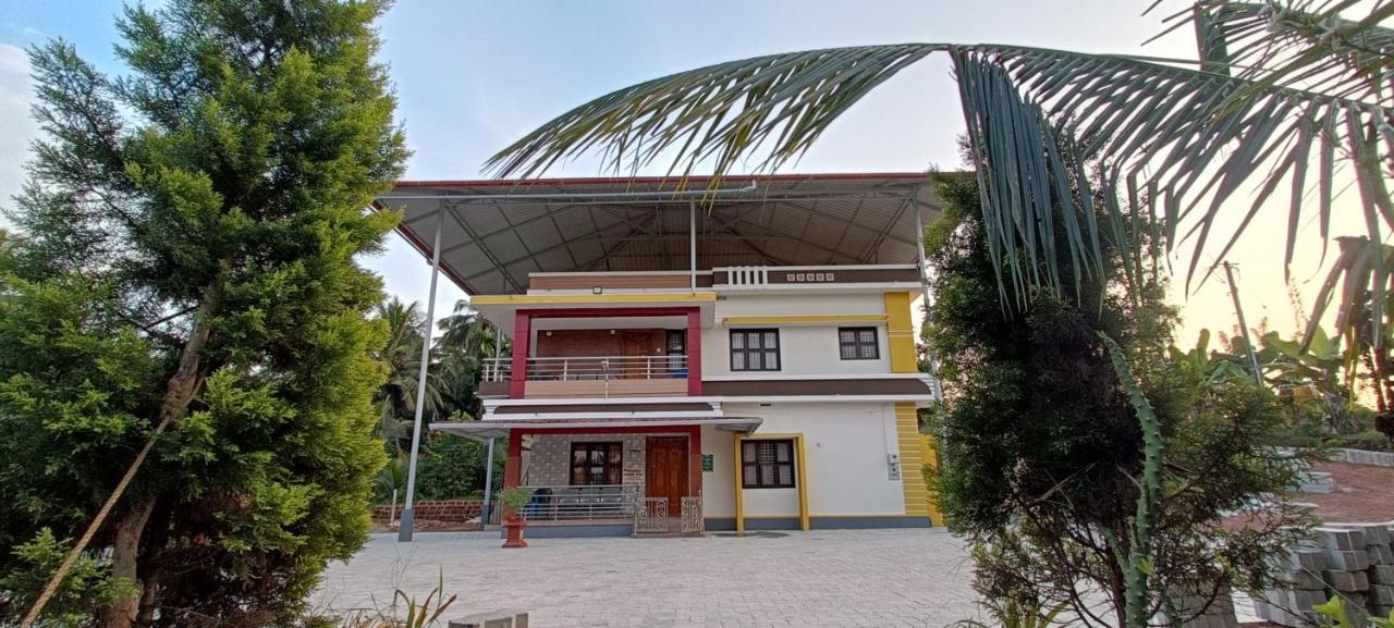 Nisarga Homestay, Dharmasthala Dharmastala Exterior foto
